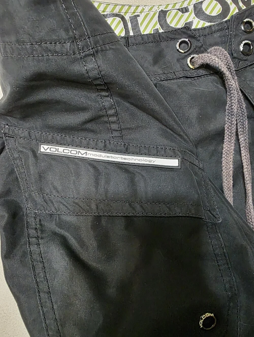 Volcom brand size